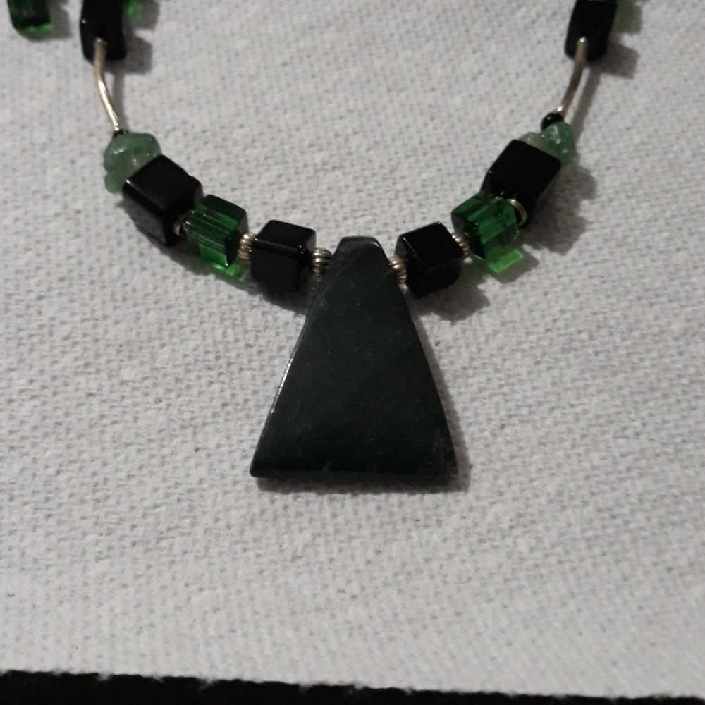 Jade jewlery set - Picture 3 of 5
